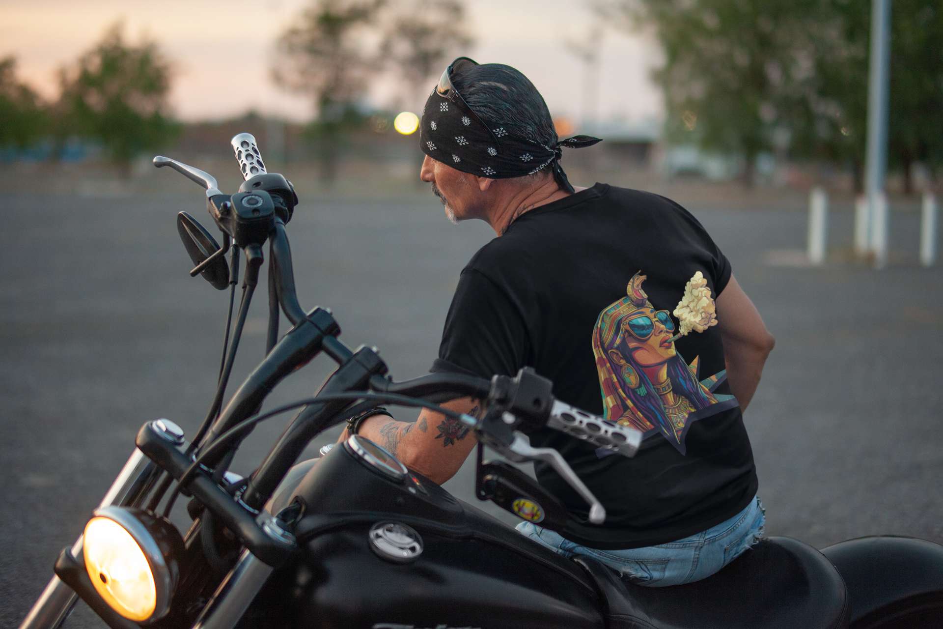 Shirt Reg - Smoking Queen